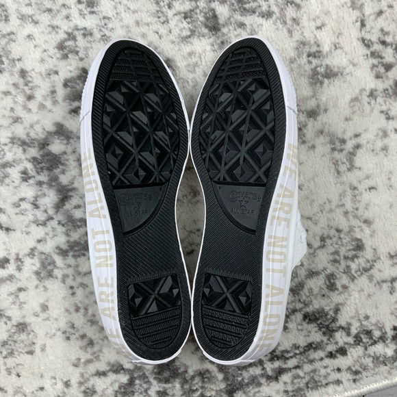 NIB Converse CTAS Ox We Are Not Alone women’s - Picture 6 of 8